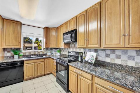 280 Markham Ave, Vacaville, CA 95688 photo 6