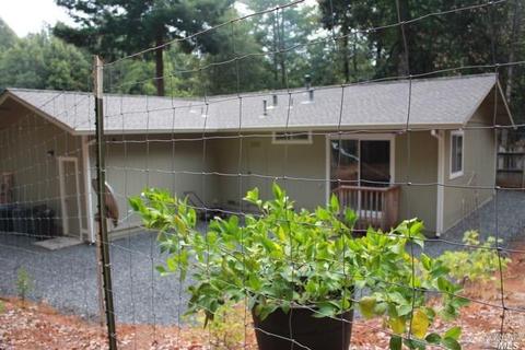 24283 Buckeye Pl, Willits, CA 95490 photo 4