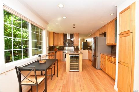 560 Chase St, Sonoma, CA 95476 photo 2