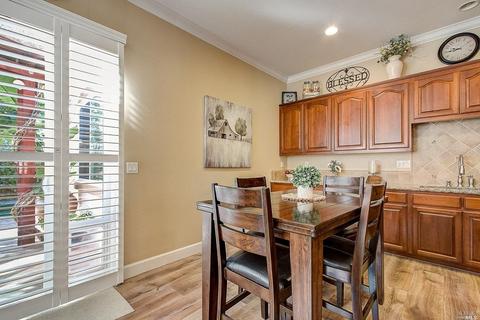 875 Hampton St, Vacaville, CA 95687 photo 17