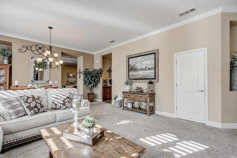 875 Hampton St, Vacaville, CA 95687 photo 3