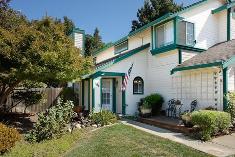 220 Bowen Ln, Dixon, CA 95620 photo 3