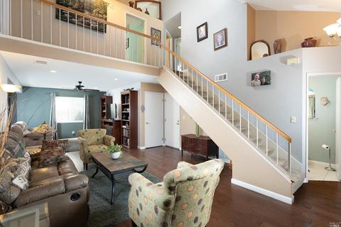 220 Bowen Ln, Dixon, CA 95620 photo 5
