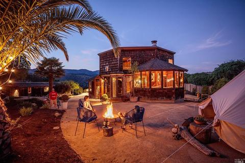 80 Seacape Dr, Muir Beach, CA 94965 photo 1