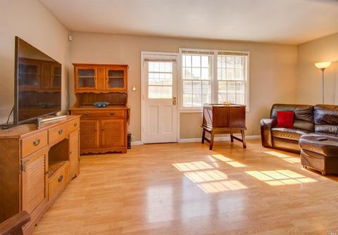 Undisclosed, Vallejo, CA 94590 photo 2