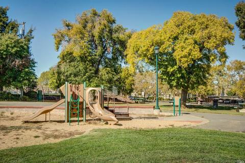 Undisclosed, Vallejo, CA 94590 photo 18
