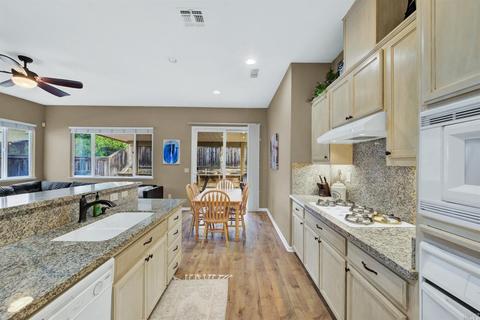 2302 Campbell Cir, Fairfield, CA 94533 photo 7