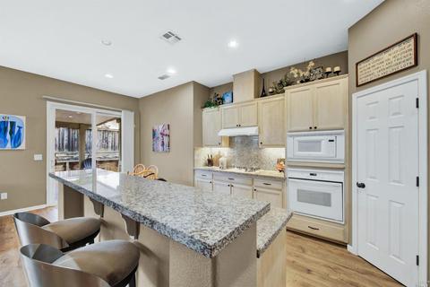 2302 Campbell Cir, Fairfield, CA 94533 photo 9