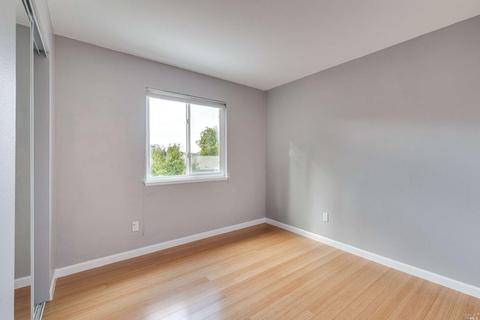 2033 Vista Ln, Petaluma, CA 94954 photo 30