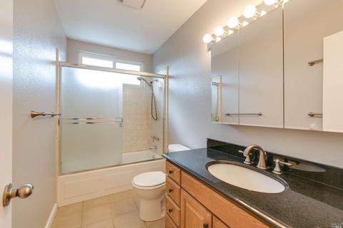 2033 Vista Ln, Petaluma, CA 94954 photo 27