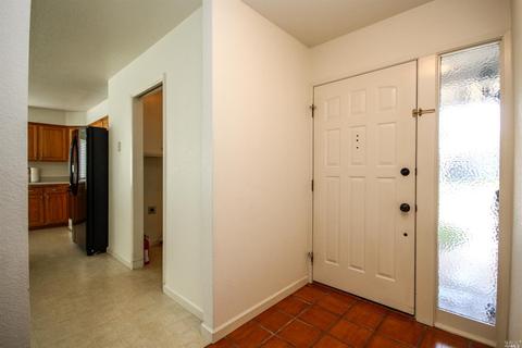 3506 Augusta Ct, Fairfield, CA 94534 photo 5
