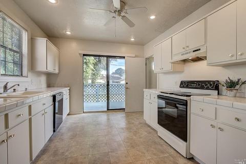 350 Springs Rd, Vallejo, CA 94590 photo 5