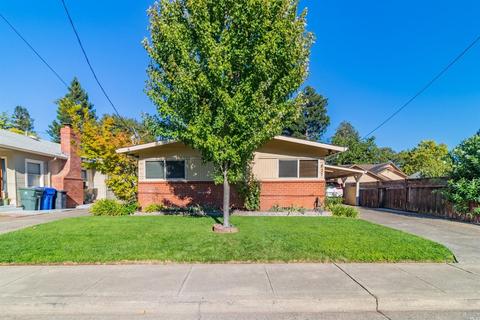 427 Mcpeak St, Ukiah, CA 95482 photo 1
