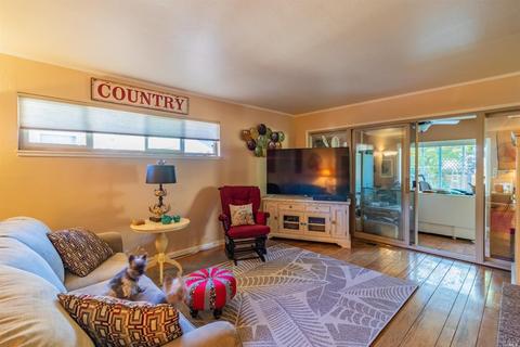 427 Mcpeak St, Ukiah, CA 95482 photo 4
