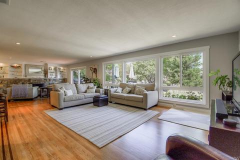 9 Elda Ct, San Rafael, CA 94903 photo 5