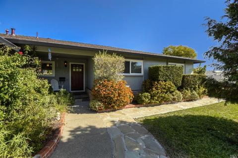 9 Elda Ct, San Rafael, CA 94903 photo 2
