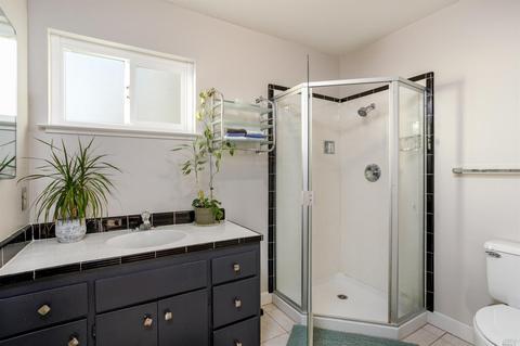 143 C St, Vallejo, CA 94590 photo 18
