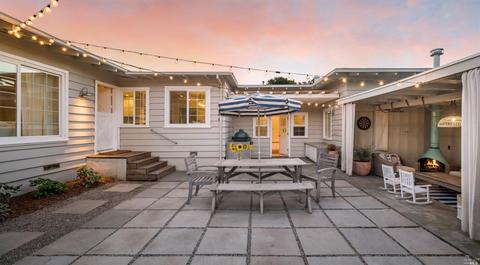 981 Phillips Ave, Petaluma, CA 94952 photo 2
