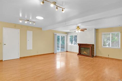 629 E Fleming Ave E, Vallejo, CA 94591 photo 14