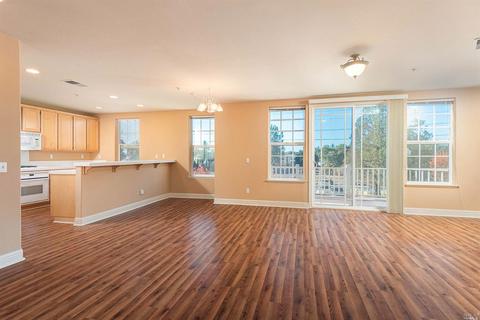 458 Emily Rose Cir, Windsor, CA 95492 photo 1