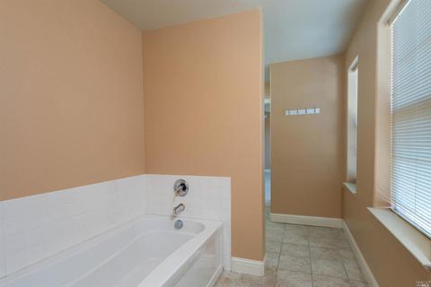 458 Emily Rose Cir, Windsor, CA 95492 photo 10