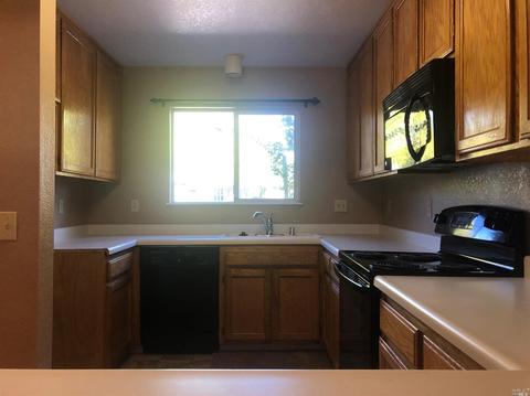 209 Elbridge Ave #E, Cloverdale, CA 95425 photo 4