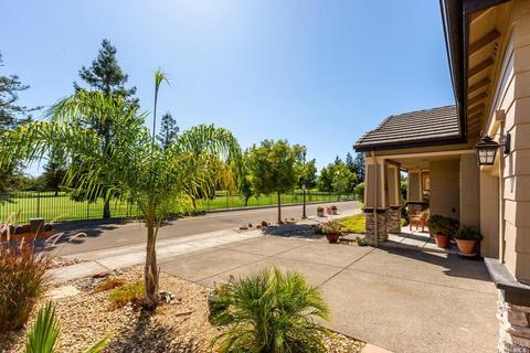 1511 Golf Course Dr, Windsor, CA 95492 photo 37