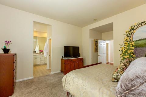 1511 Golf Course Dr, Windsor, CA 95492 photo 27