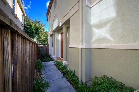 148 Refosco Ct, Vacaville, CA 95687 photo 3