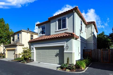 148 Refosco Ct, Vacaville, CA 95687 photo 2