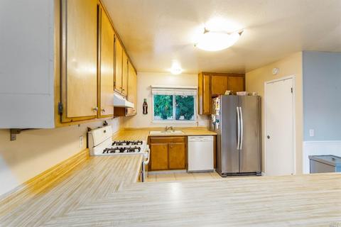 229 Bonnie Ln, Willits, CA 95490 photo 7