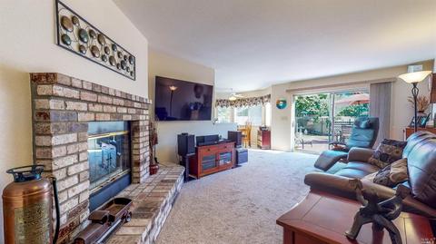 341 Biggs Ct, Windsor, CA 95492 photo 9