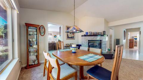 341 Biggs Ct, Windsor, CA 95492 photo 4