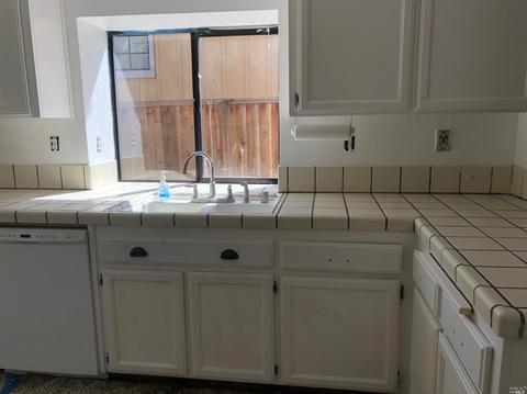109 Nautilus Dr, Vallejo, CA 94591 photo 3