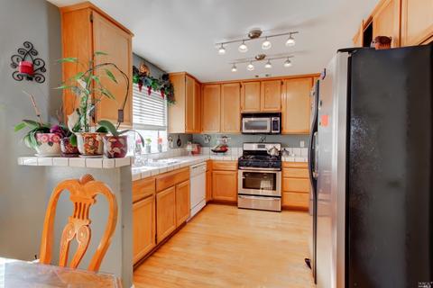 2031 Agate Ct, Vallejo, CA 94591 photo 10