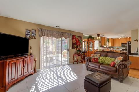 2031 Agate Ct, Vallejo, CA 94591 photo 12