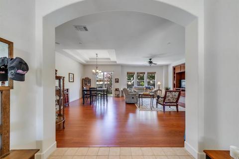 1789 Reiman Ln, Windsor, CA 95492 photo 2