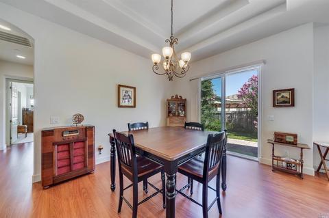 1789 Reiman Ln, Windsor, CA 95492 photo 3