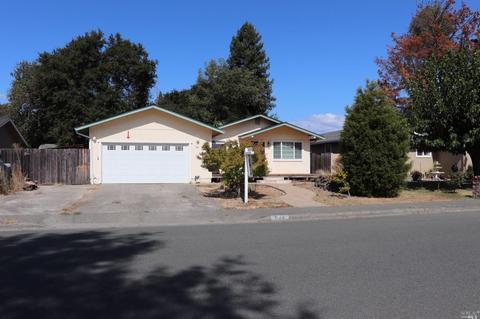 546 Bluebird Dr, Windsor, CA 95492 photo 1