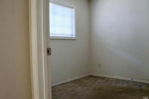 546 Bluebird Dr, Windsor, CA 95492 photo 11