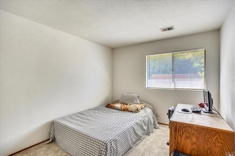 355 Whitney Ave, Vallejo, CA 94589 photo 14