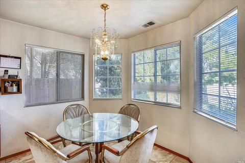355 Whitney Ave, Vallejo, CA 94589 photo 8