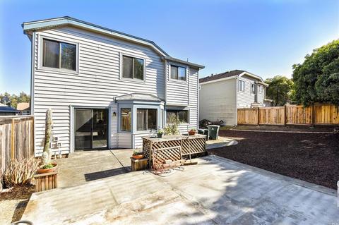 135 Breezewalk Dr, Vallejo, CA 94591 photo 18