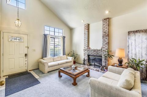 135 Breezewalk Dr, Vallejo, CA 94591 photo 3