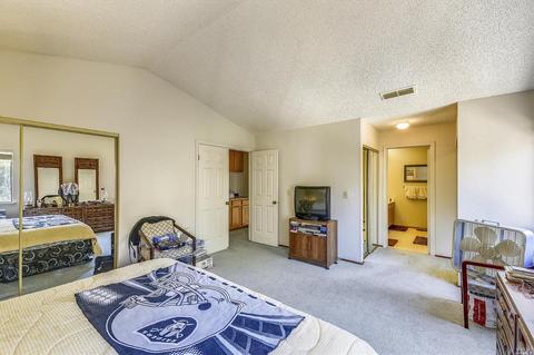 135 Breezewalk Dr, Vallejo, CA 94591 photo 14