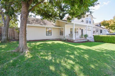 1495 Dunlap Ct, Dixon, CA 95620 photo 4