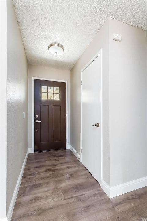159 Mill Creek Ct, Willits, CA 95490 photo 2