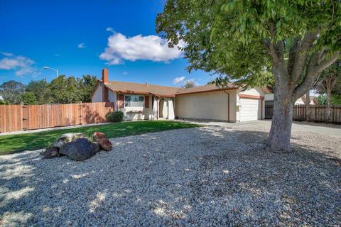 1350 Quail St, Fairfield, CA 94533 photo 2