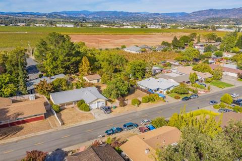 560 Zinfandel Dr, Ukiah, CA 95482 photo 6