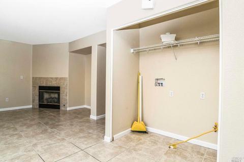 1635 Dewey St, Vallejo, CA 94590 photo 9